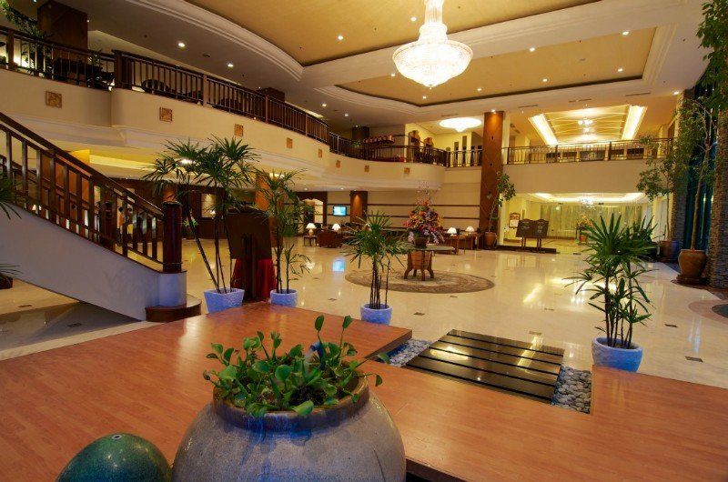 Hotel Ascott Gurney Penang à George Town Extérieur photo The lobby of the hotel